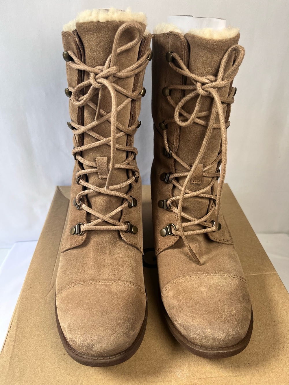 UGG Australia Gradin Suede Military Combat Style Lace Up Mid Calf Boots Size 8